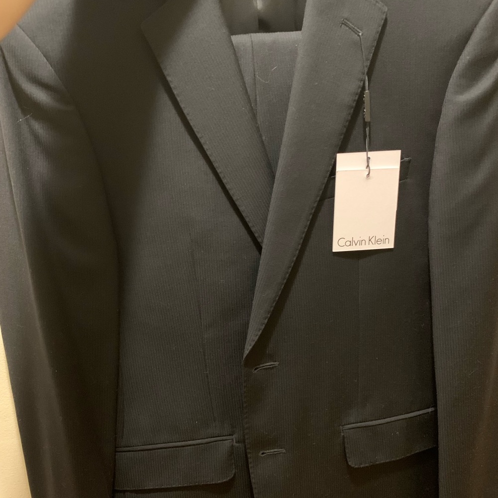 Calvin Klein 100% Wool Suit Brand New